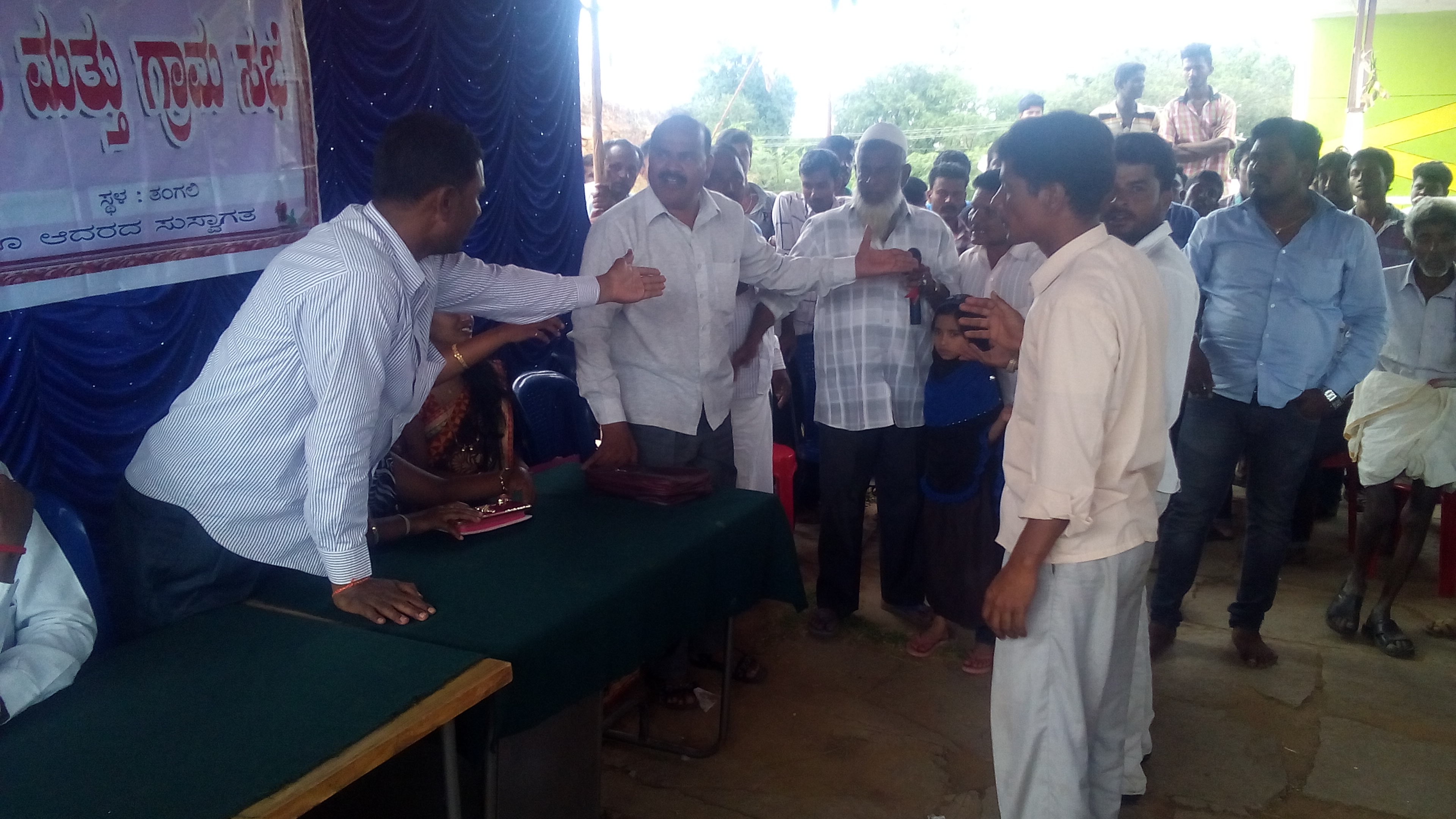 ನಿವೇಶ ರಹಿತರಿಗೆ ಜಾಗ ನೀಡುವ ವಿವಾದ ತಾರಕಕ್ಕೆ